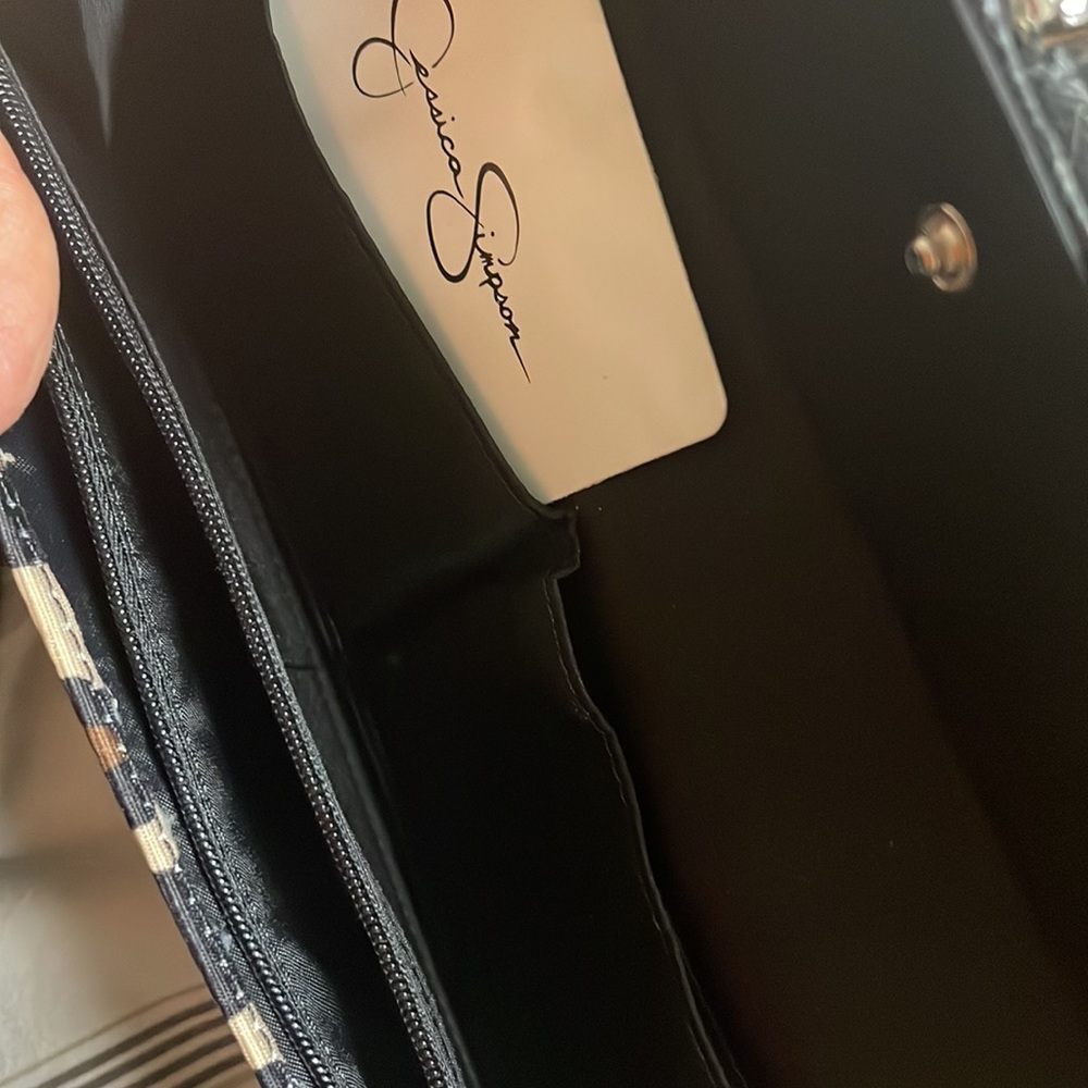 Jessica Simpson wallet - Picture 3 of 3